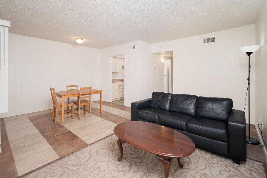 More Photos Of 2432 W Turney Ave, Phoenix Shelter For Sale