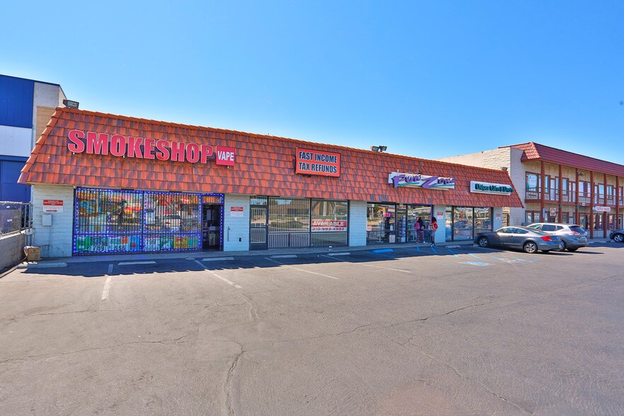 More Photos Of 14433 7th St, Victorville Storefront Retail Office For Sale