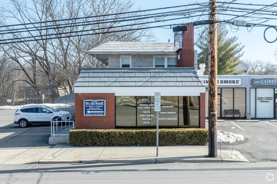 More Photos Of 59 A Kinderkamack Rd, Westwood Medical For Lease