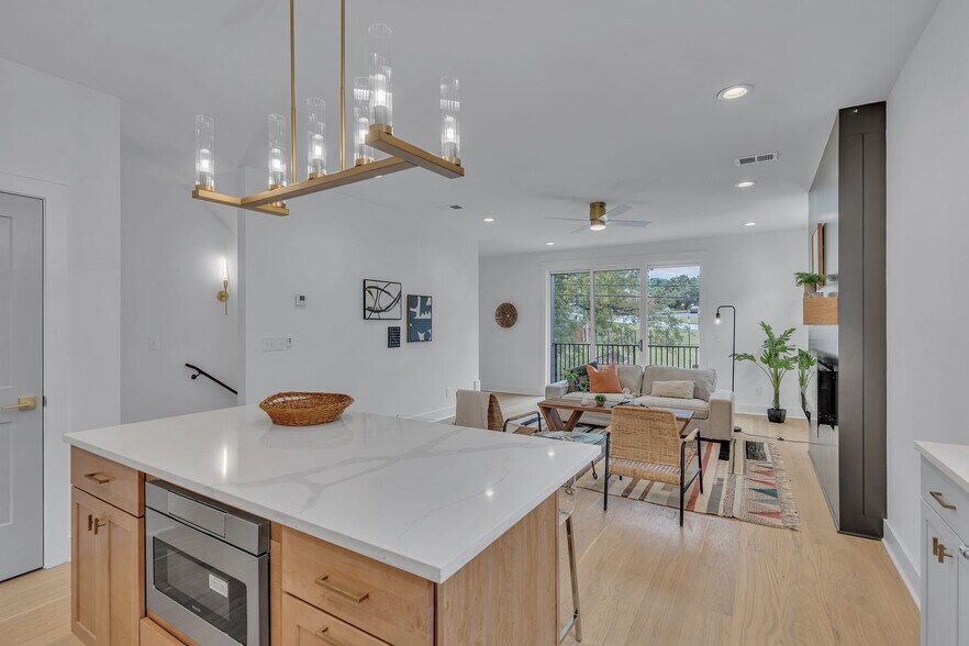 More Photos Of 824 Watts Ln, Nashville Apartments For Sale
