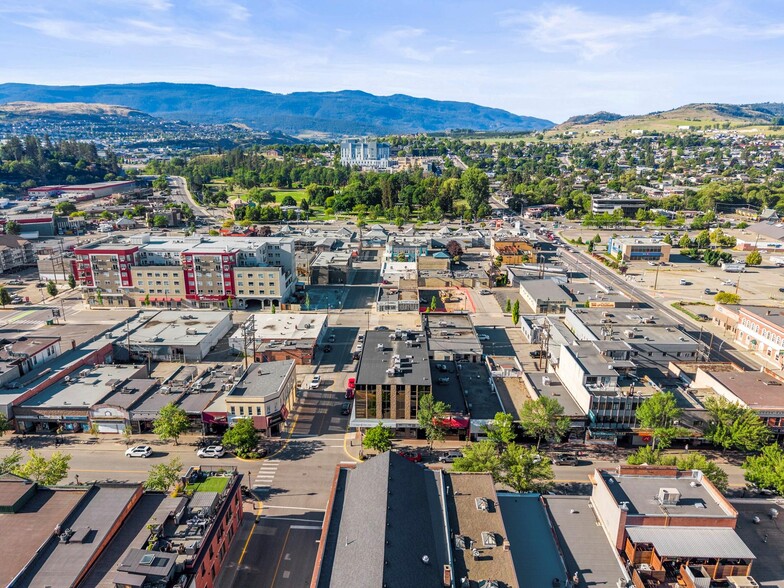 More Photos Of 3100 30 Av, Vernon Office For Sale