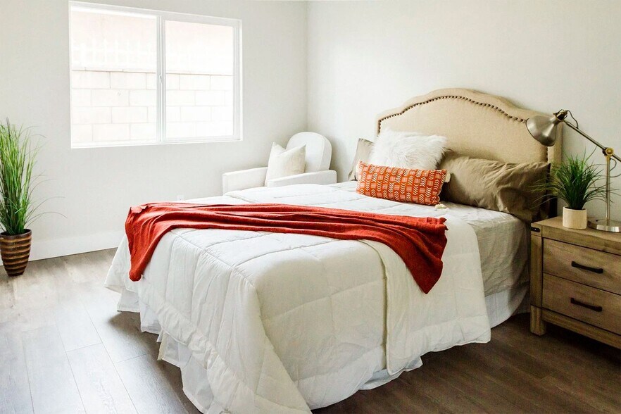 More Photos Of 3672 Percy St, Los Angeles Apartments For Sale