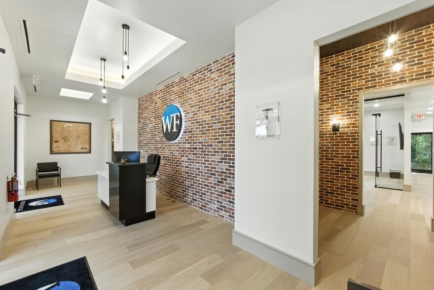 More Photos Of 125 Terra Mango Loop, Orlando Coworking Space