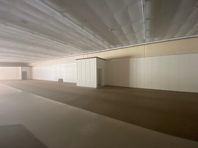 More Photos Of 817-837 S Walnut St, Starke Unknown For Lease