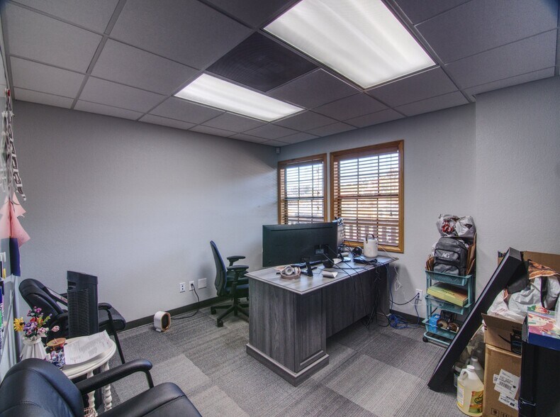 More Photos Of 2341 Jefferson St, San Diego Office For Lease
