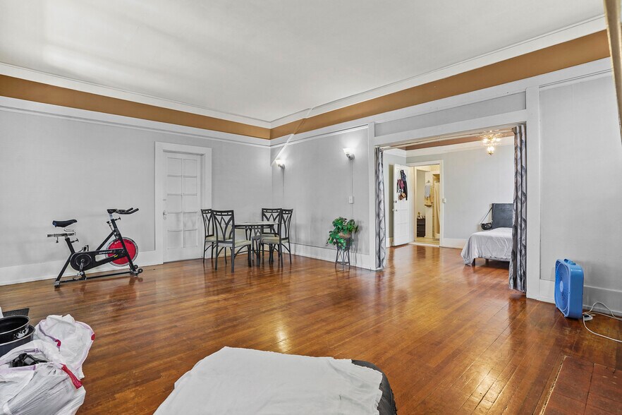 More Photos Of 1207 E Rio Grande Ave, El Paso Apartments For Sale