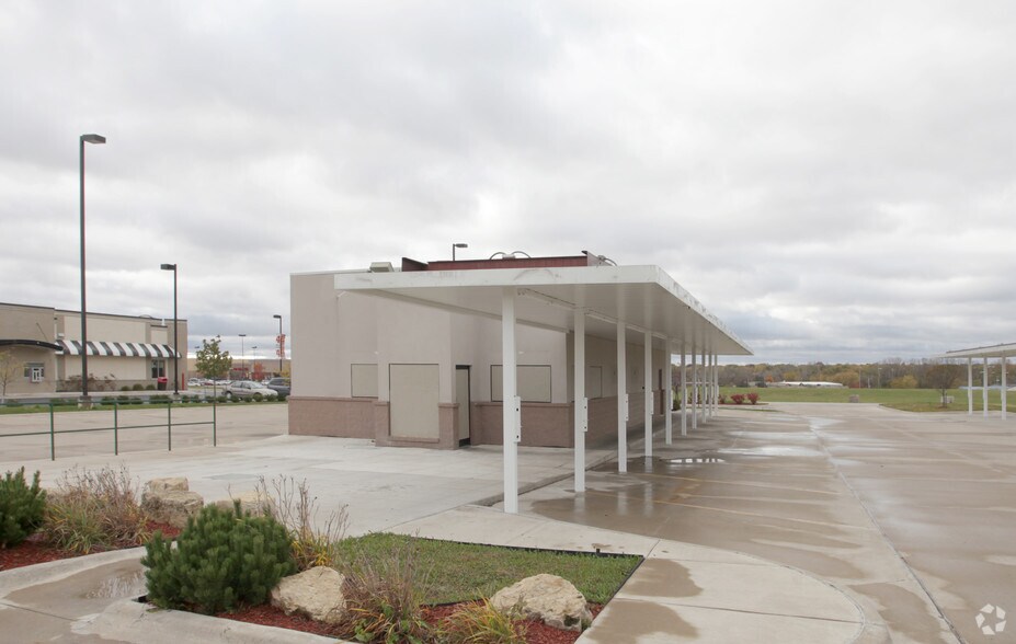 Primary Photo Of 3345 W Kimberly Rd, Davenport Fast Food For Sale