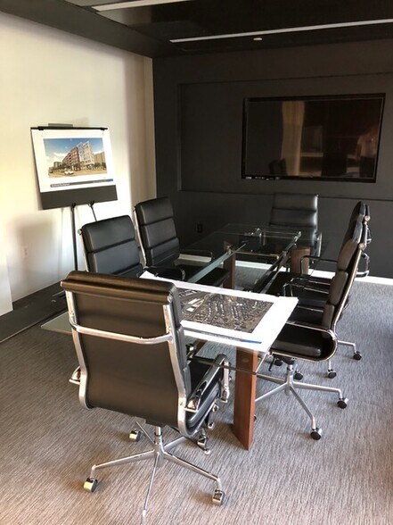 More Photos Of 1605 King St, Alexandria Office For Lease