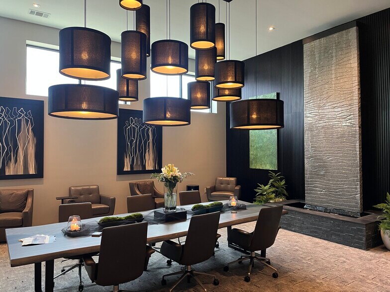 More Photos Of 216 E Cherokee Ave, Cartersville Coworking Space