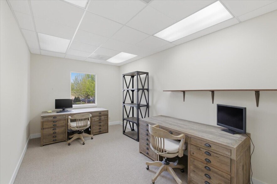 More Photos Of 235 Union St NE, Salem Office For Sale