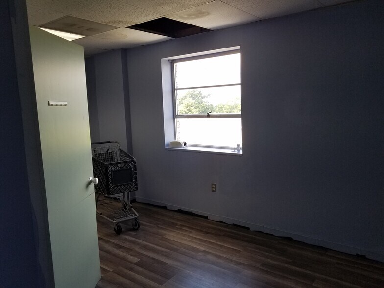 More Photos Of 3611 Branch Ave, Temple Hills Medical For Lease