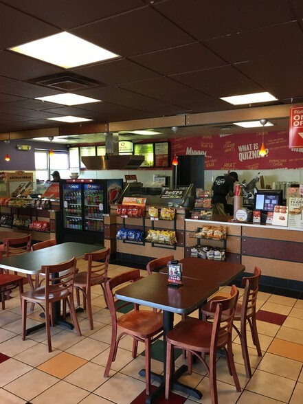 More Photos Of 1430 Reisterstown Rd, Pikesville Freestanding For Lease