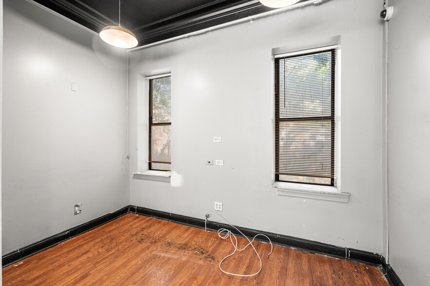 More Photos Of 736 Washington St, Hoboken Storefront Retail Residential For Lease