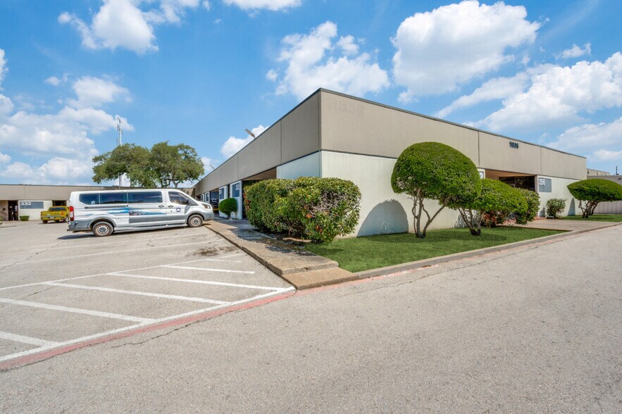 More Photos Of 11837 Judd Ct, Dallas Unknown For Lease