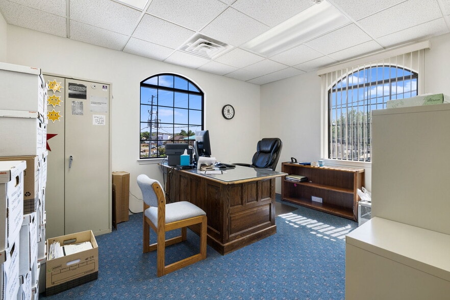 More Photos Of 221 N Marina St, Prescott Medical For Lease