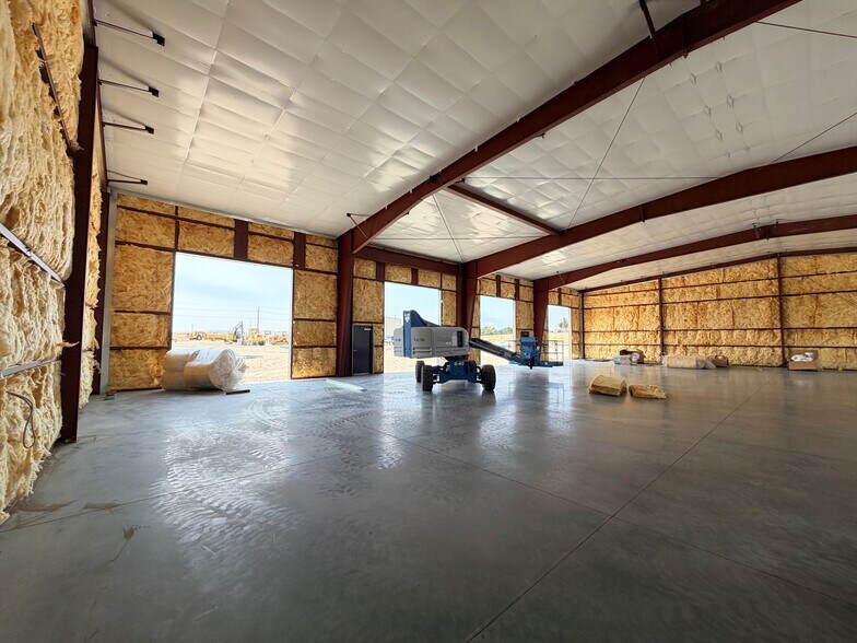 More Photos Of 2605 Robertson Dr, Richland Industrial For Lease