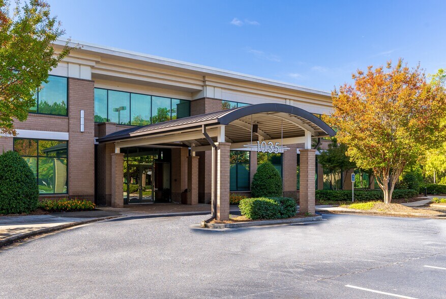 Primary Photo Of 1045 Southcrest Dr, Stockbridge Medical For Lease