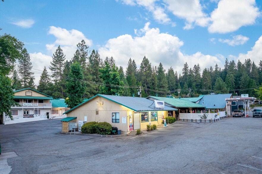 More Photos Of 13451 Colfax hwy, Grass Valley General Retail For Sale