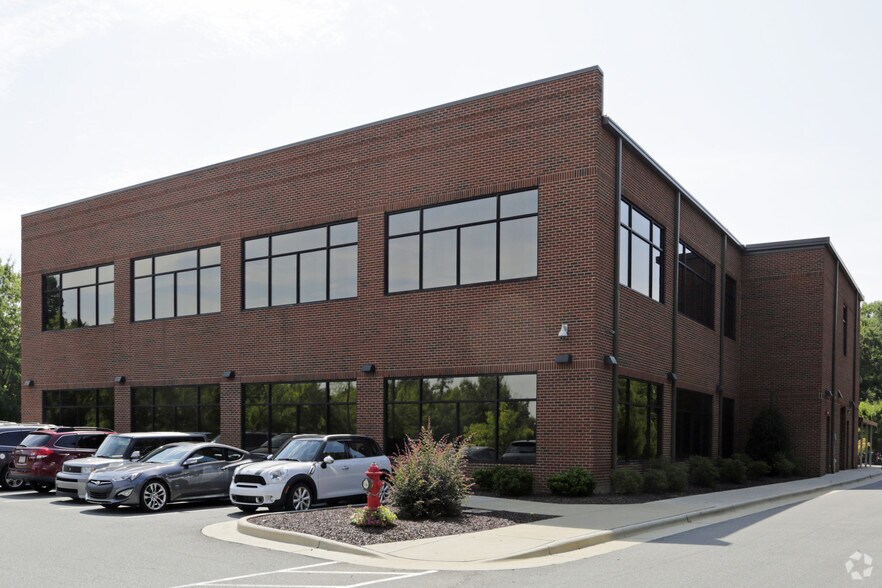 More Photos Of 2910 Sumner Blvd, Raleigh Medical For Lease