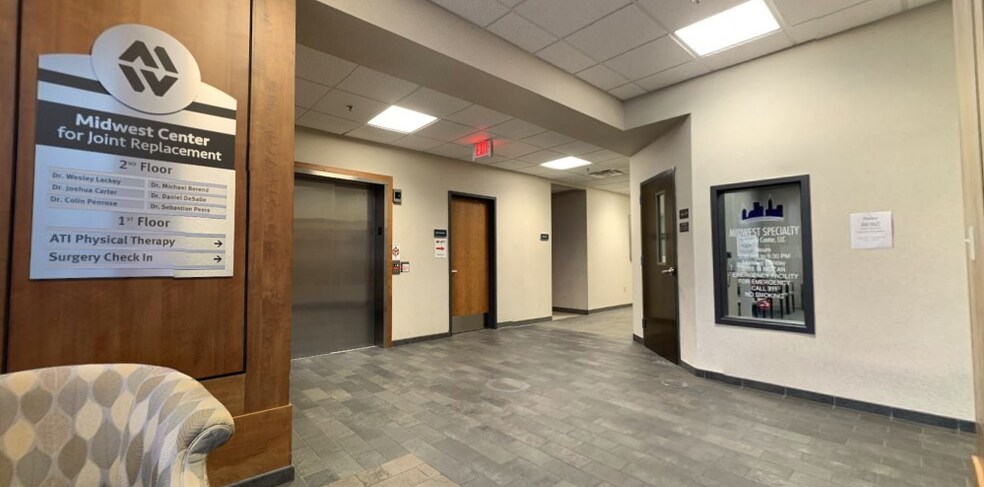 More Photos Of 6920 Gatwick Dr, Indianapolis Medical For Lease