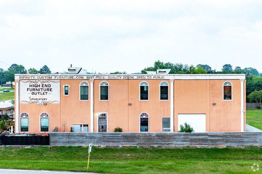 More Photos Of 1941 Spring Cypress Rd, Spring Warehouse For Sale