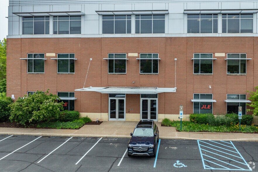 More Photos Of 385 E Waterfront Dr, Homestead Unknown For Lease