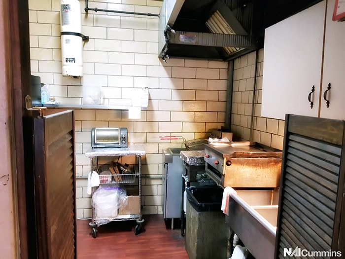 More Photos Of 358 Glenwood Ave, Akron Bar For Sale