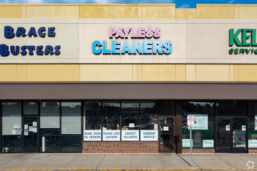 More Photos Of 330-424 W Oregon Ave, Philadelphia Unknown For Lease