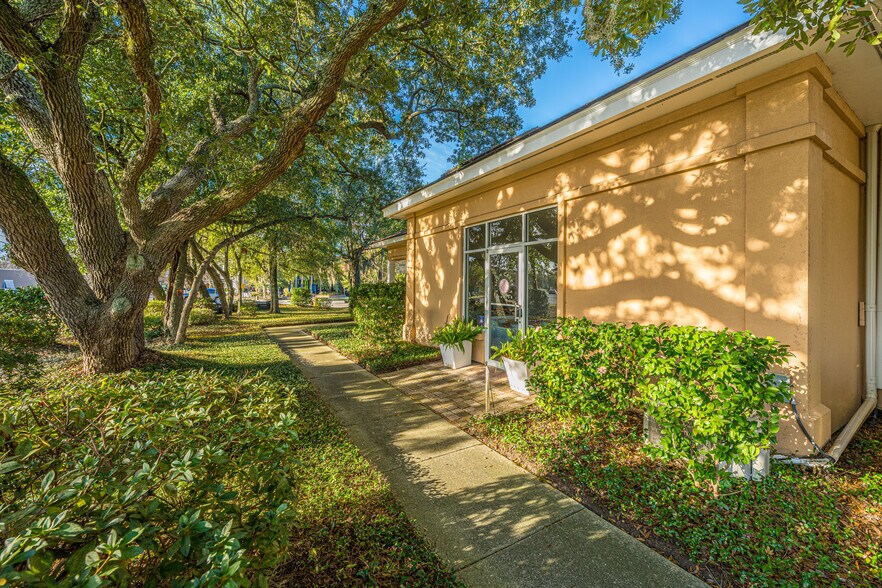 More Photos Of 234 Mathis Ferry Rd, Mount Pleasant Office For Lease