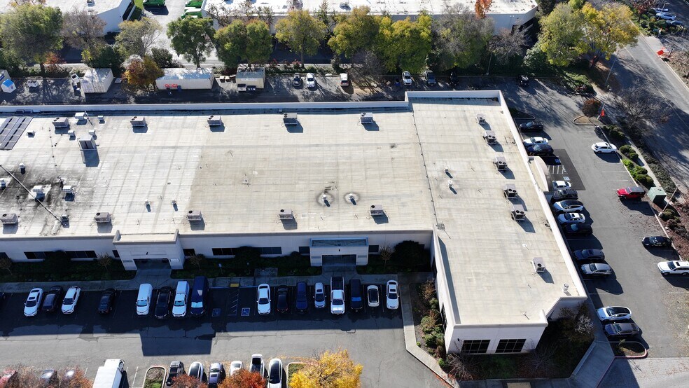 More Photos Of 2526 Qume Dr, San Jose Light Distribution For Lease