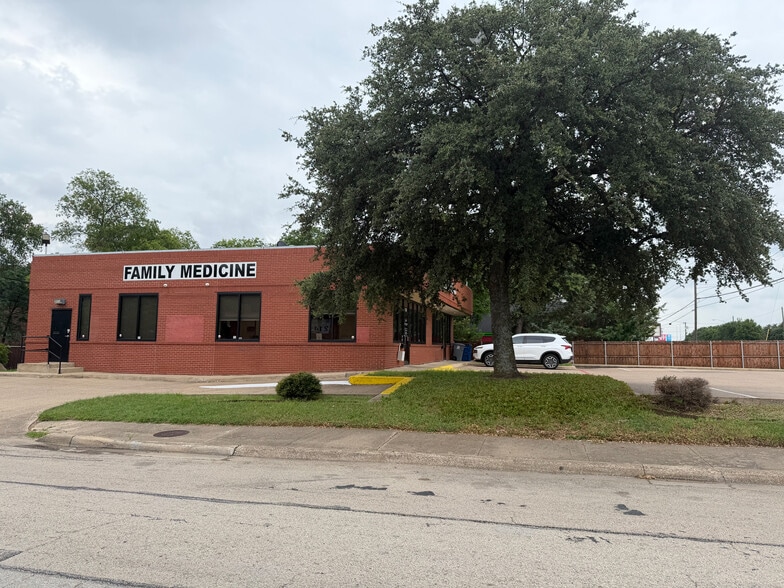 Primary Photo Of 3946 S Buckner Blvd, Dallas Office For Lease