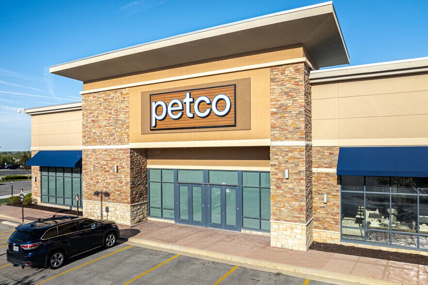 More Photos Of 135th St And Metcalf Ave, Overland Park Unknown For Lease