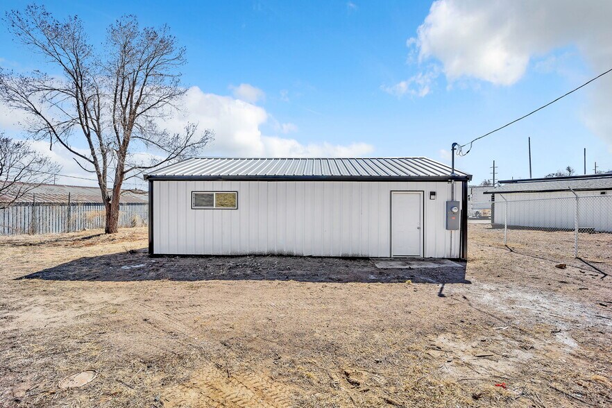 More Photos Of 624 S 29th St, Colorado Springs Light Manufacturing For Sale