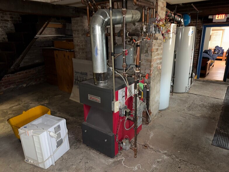 More Photos Of 57-59 Sharp St, Haverstraw Office For Sale