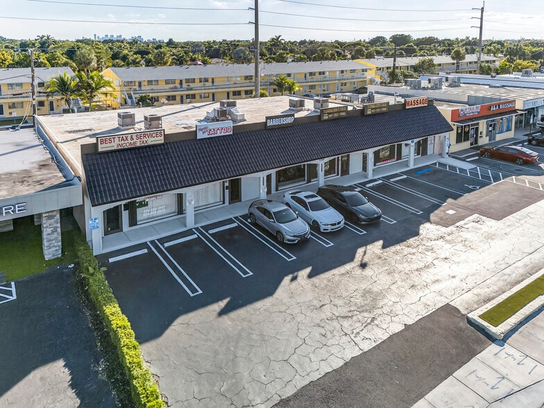 More Photos Of 1750 E Commercial Blvd, Fort Lauderdale Storefront For Lease