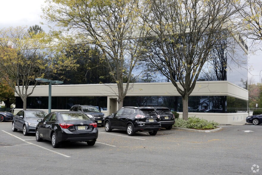 More Photos Of 51 State Route 23, Riverdale Medical For Lease