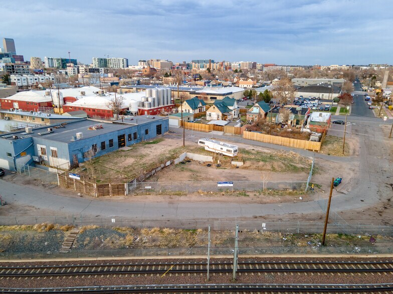 More Photos Of 424 Lipan St, Denver Warehouse For Sale