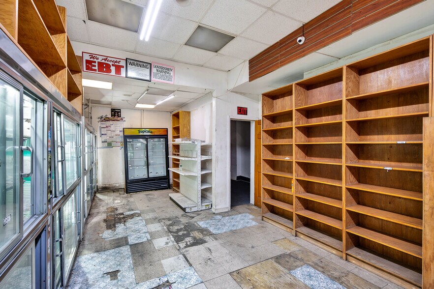 More Photos Of 1370 Nostrand Ave, Brooklyn Storefront Retail Residential For Lease