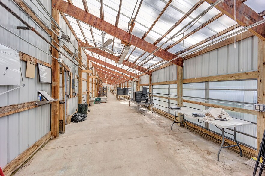 More Photos Of 4040 Velp Ave, Green Bay Specialty For Sale