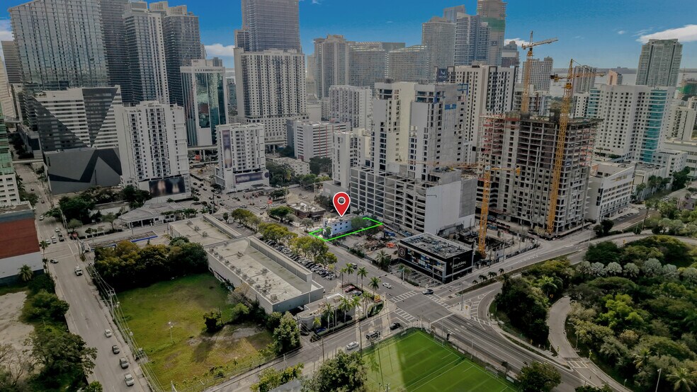 Primary Photo Of 232 SW 8th St, Miami Medical For Sale