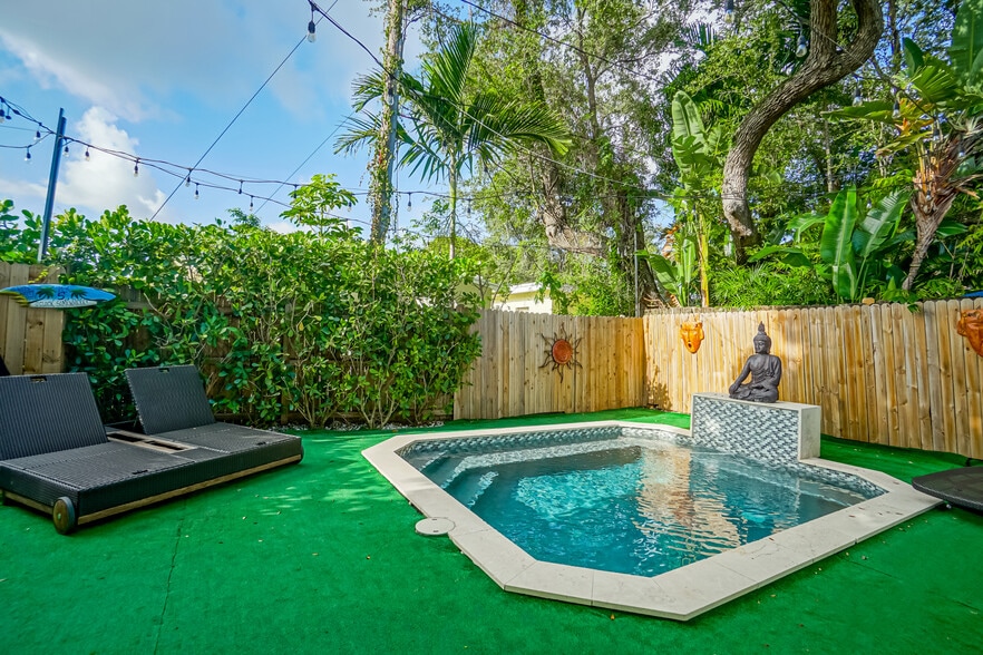 More Photos Of , Miami Multifamily For Sale