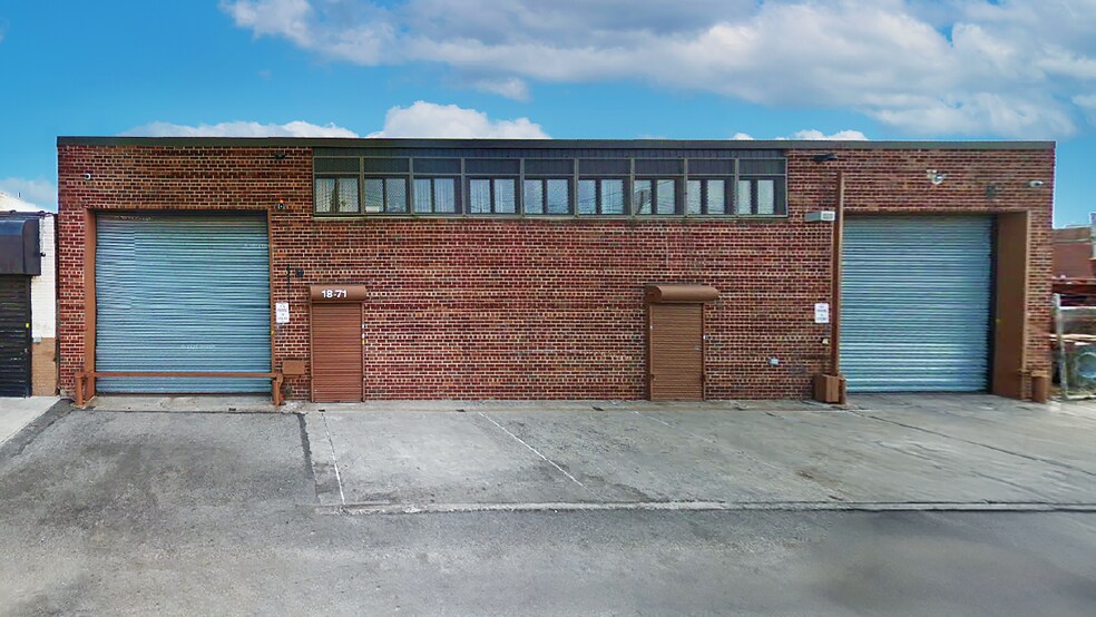 Primary Photo Of 18-71 41st St, Astoria Warehouse For Lease