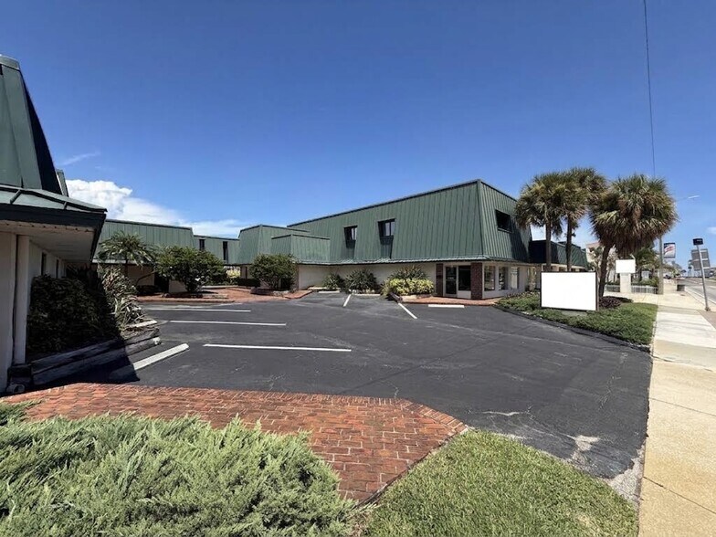 Primary Photo Of 242 5th Ave, Indialantic Office For Lease