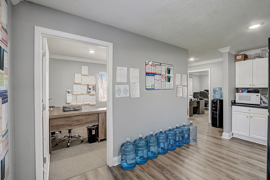 More Photos Of 201 W SR 434, Winter Springs Medical For Lease