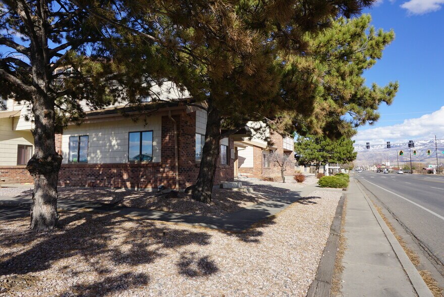 More Photos Of 3198 Patterson Rd, Grand Junction Medical For Sale