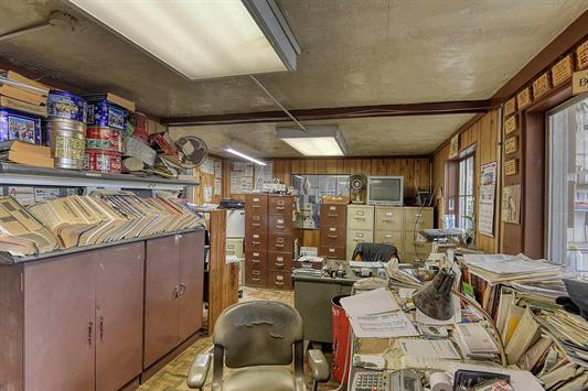 More Photos Of 110 E Broadway Ave, Reardan Service Station For Sale