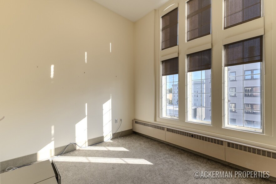More Photos Of 25 Sheldon Ave SE, Grand Rapids Lodge Meeting Hall For Sale