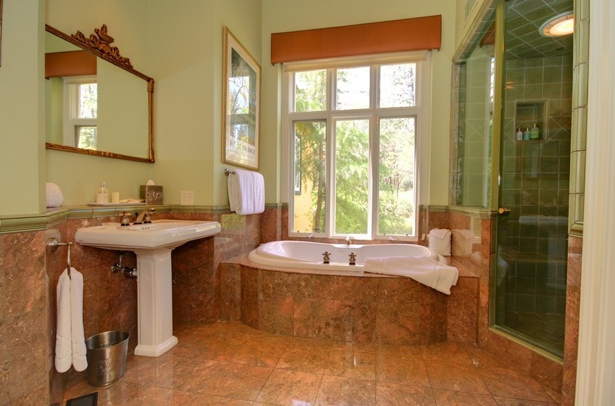 More Photos Of 48644 Victoria Ln, Oakhurst Hospitality For Sale