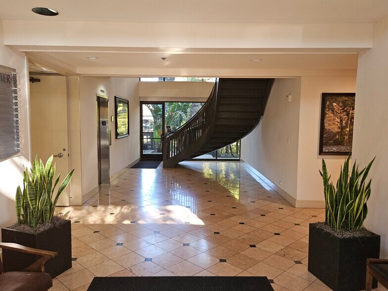 More Photos Of 1682 Novato Blvd, Novato Office For Lease