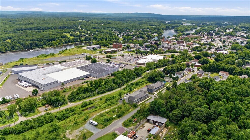 More Photos Of 1A Brickyard Rd, Mechanicville Multifamily For Sale
